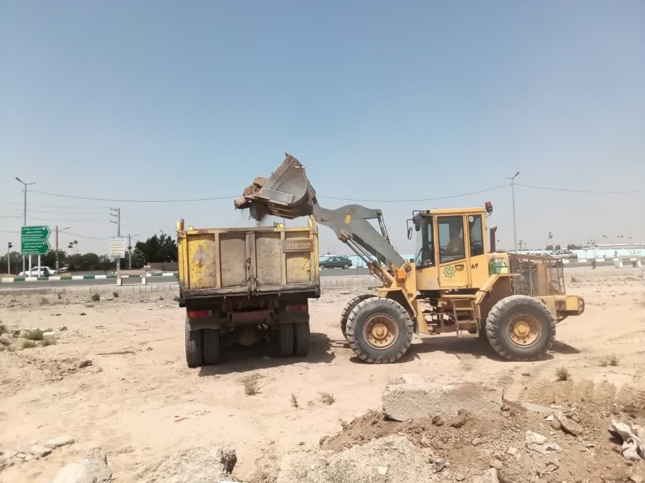 پیمانکاری دانیال حمل نخاله و ماسه در شمال تهران